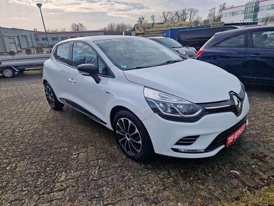 Gebraucht Renault Clio IV LIMITED 73 PS (53 kW) 2018 Gletscherweiss Kleinwagen