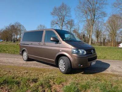 Gebraucht VW Multivan Edition 243 PS (178 kW) 2010 Braun Van / Kleinbus