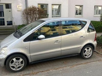 Gebraucht Mercedes A160 Elegance 102 PS (75 kW) 2003 Silber Van / Kleinbus