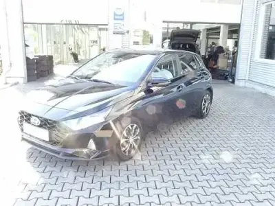 Gebraucht Hyundai i20 Edition 30 101 PS (74 kW) 2022 Schwarz Kleinwagen