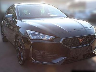 Schwarz metallic Gebraucht 2024 Cupra Leon | 28.870 € (Superpreis)