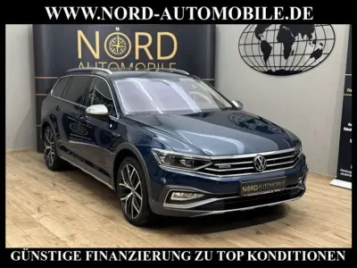 Usata VW Passat Alltrack 200 CV (147 kW) 2021 Blu Station wagon