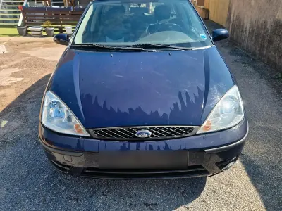 Second-hand Ford Focus 85 CP (62 kW) 2004 Albastru Break