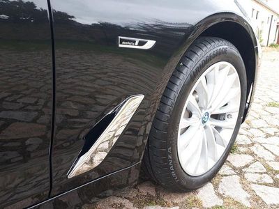 Gebraucht BMW 530e Sport Line 292 PS (214 kW) 2022 Schwarz Limousine