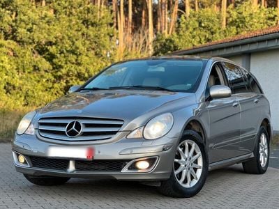 Mercedes R320