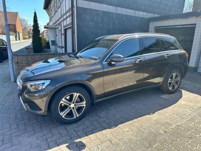 Mercedes GLC220