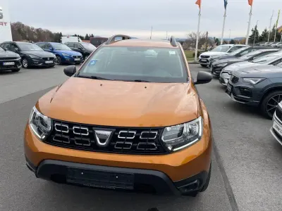 Gebraucht Dacia Duster Deal 101 PS (74 kW) 2020 Orange SUV