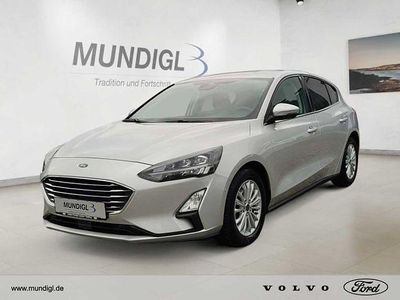 Używany Ford Focus Titanium 182 KM (133 kW) 2020 Srebrny Sedan/Limuzyna