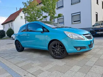 Gebraucht Opel Corsa 84 PS (61 kW) 2010 Blau Kleinwagen