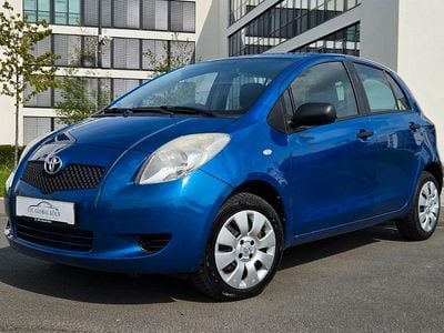 Usata Toyota Yaris Cool 69 CV (50 kW) 2007 Blu Utilitaria