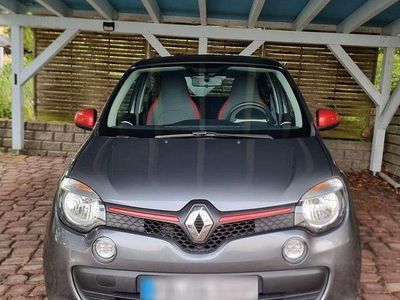 Second-hand Renault Twingo Liberty 71 CP (52 kW) 2016 Gri Hatchback