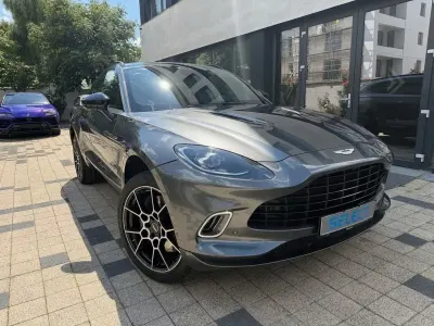 Gebraucht Aston Martin DBX 551 PS (405 kW) 2021 Grau SUV