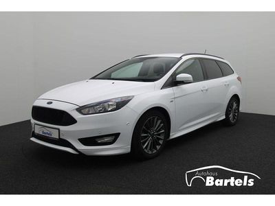 Gebraucht Ford Focus ST-Line 125 PS (91 kW) 2017 Weiß Kombi