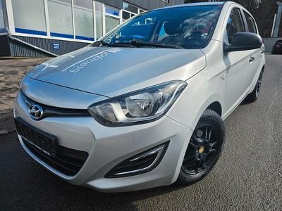 Gebraucht Hyundai i20 Edition 86 PS (63 kW) 2013 Silber Kleinwagen