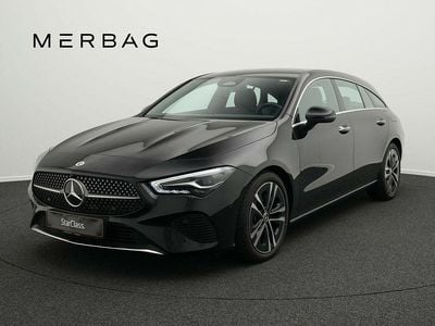 Gebraucht Mercedes CLA200 Shooting Brake 150 PS (110 kW) 2024 Schwarz Kombi
