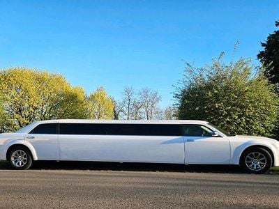 Używany Chrysler 300C 249 KM (183 kW) 2006 Biały Sedan/Limuzyna