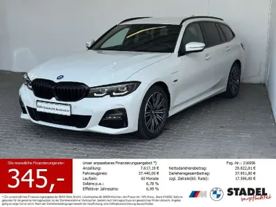 Gebraucht BMW 330e M Sport 292 PS (214 kW) 2022 Weiß Limousine