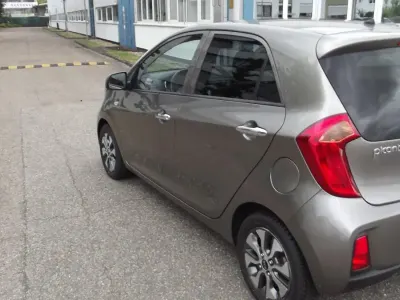 Gebraucht Kia Picanto 86 PS (63 kW) 2015 Grau Kleinwagen