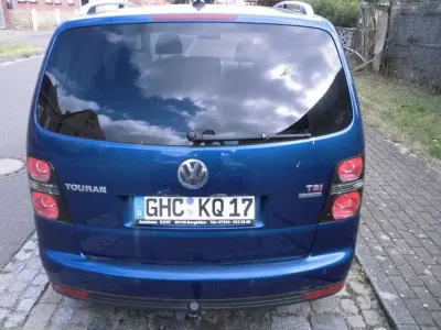Gebraucht VW Touran Cup 140 PS (102 kW) 2015 Blau Van / Kleinbus
