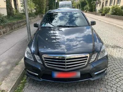 Gebraucht Mercedes E350 Avantgarde 302 PS (222 kW) 2012 Grau Limousine