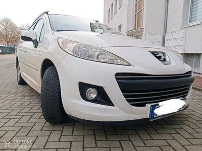 gebraucht Peugeot 207 / 2009 / 139000 km