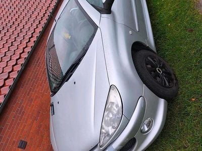 Silber Gebraucht 2004 Peugeot 206 CC Cabrio | 1.100 € (Fairer Preis)