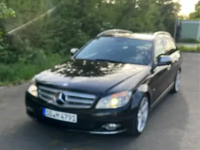 Gebraucht Mercedes C320 224 PS (164 kW) 2008 Schwarz Kombi