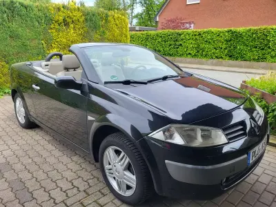 Gebraucht Renault Mégane Cabriolet Dynamique 120 PS (88 kW) 2005 Schwarz Cabrio