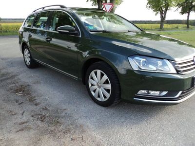 gebraucht VW Passat Variant -2.0 TDI Blue Motion-DSG-Comfortline-AHK-Navi-