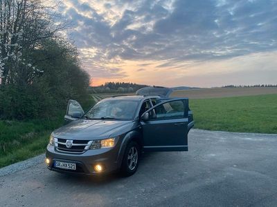 Second-hand Fiat Freemont 140 CP (102 kW) 2012 Gri SUV