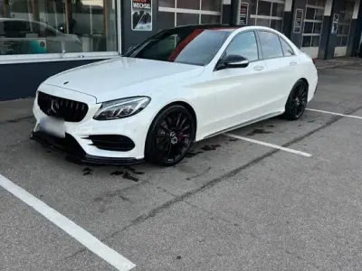 Gebraucht Mercedes C250 AMG line 211 PS (155 kW) 2015 Weiß Limousine