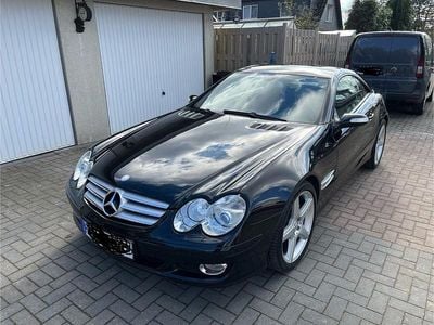 Gebraucht Mercedes SL500 387 PS (284 kW) 2007 Schwarz Cabrio