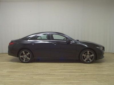 Gebraucht Mercedes CLA200 Progressive 150 PS (110 kW) 2022 Schwarz Limousine