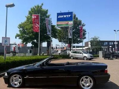 Gebraucht BMW 328 Cabriolet Sport Line 193 PS (141 kW) 1999 Schwarz Cabrio