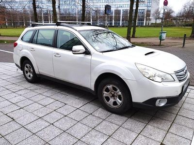 Gebraucht Subaru Legacy Trend 2010 Weiß Kombi