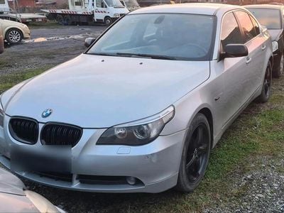 BMW 523
