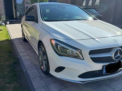 Mercedes CLA180