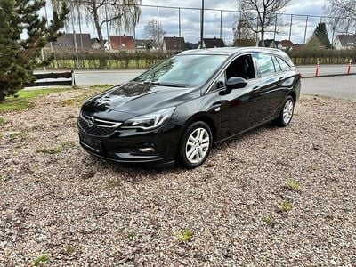 Usata Opel Astra 136 CV (100 kW) 2017 Nero Station wagon