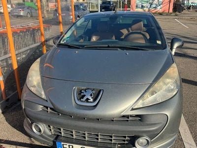 Grau Gebraucht 2008 Peugeot 207 CC Platinum Cabrio | 1.199 € (Guter Preis)