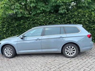 Gebraucht VW Passat Business 150 PS (110 kW) 2022 Grau Kombi