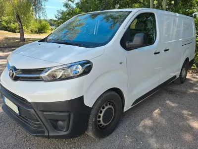 Gebraucht Toyota Proace 163 PS (119 kW) 2019 Weiß Van / Kleinbus