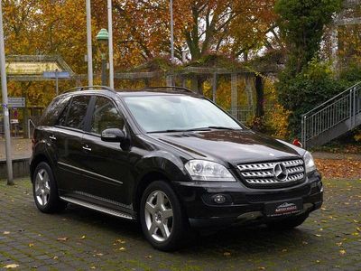 Usata Mercedes ML500 AMG 306 CV (225 kW) 2007 Verde SUV