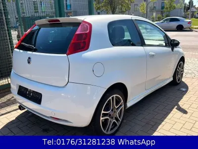 Gebraucht Fiat Grande Punto Sport 120 PS (88 kW) 2009 Weiss Kleinwagen