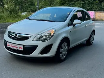 Gebraucht Opel Corsa S 69 PS (50 kW) 2012 Weiß Kleinwagen