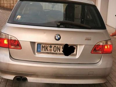 BMW 525