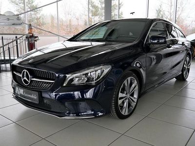 Gebraucht Mercedes CLA200 Shooting Brake 156 PS (114 kW) 2016 Blau Kombi