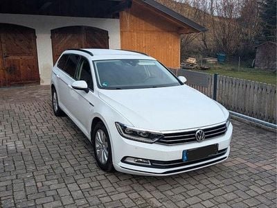 Usado VW Passat 150 HP (110 kW) 2017 Branco Carrinha