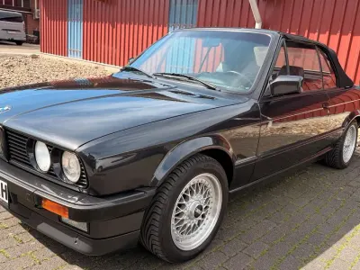 Gebraucht BMW 320 Cabriolet 129 PS (94 kW) 1989 Schwarz Cabrio