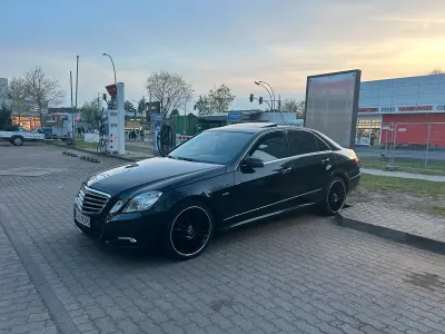 Brugt Mercedes E220 170 HK (125 kW) 2009 Sort Sedan