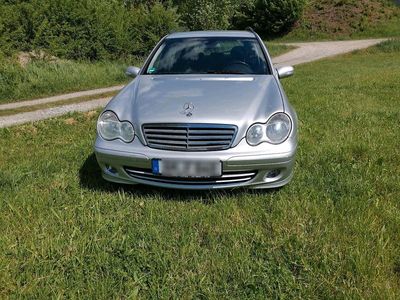 Mercedes C180
